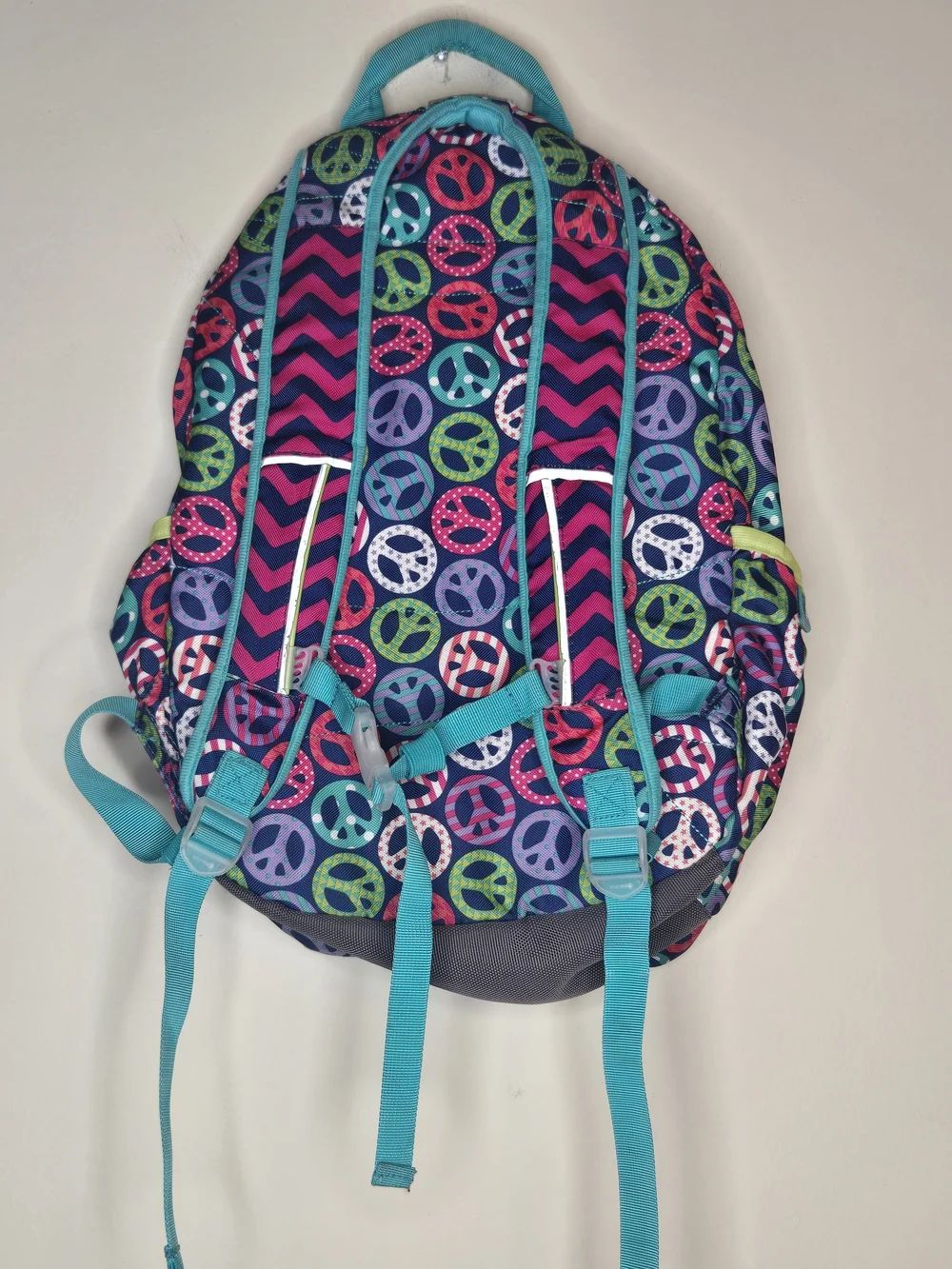 Garnet Hill Kids Peace Sign Chevron School Backpack Book Bag Like New